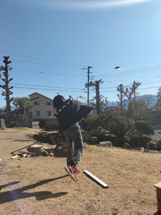 フリースクール森の学校